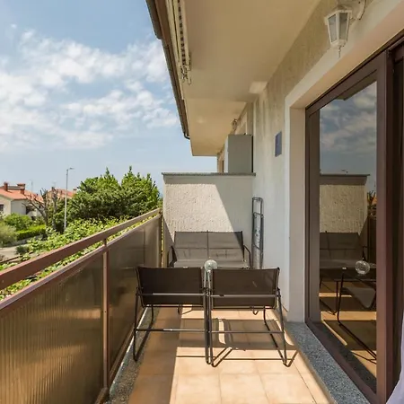 01 Apartamento *